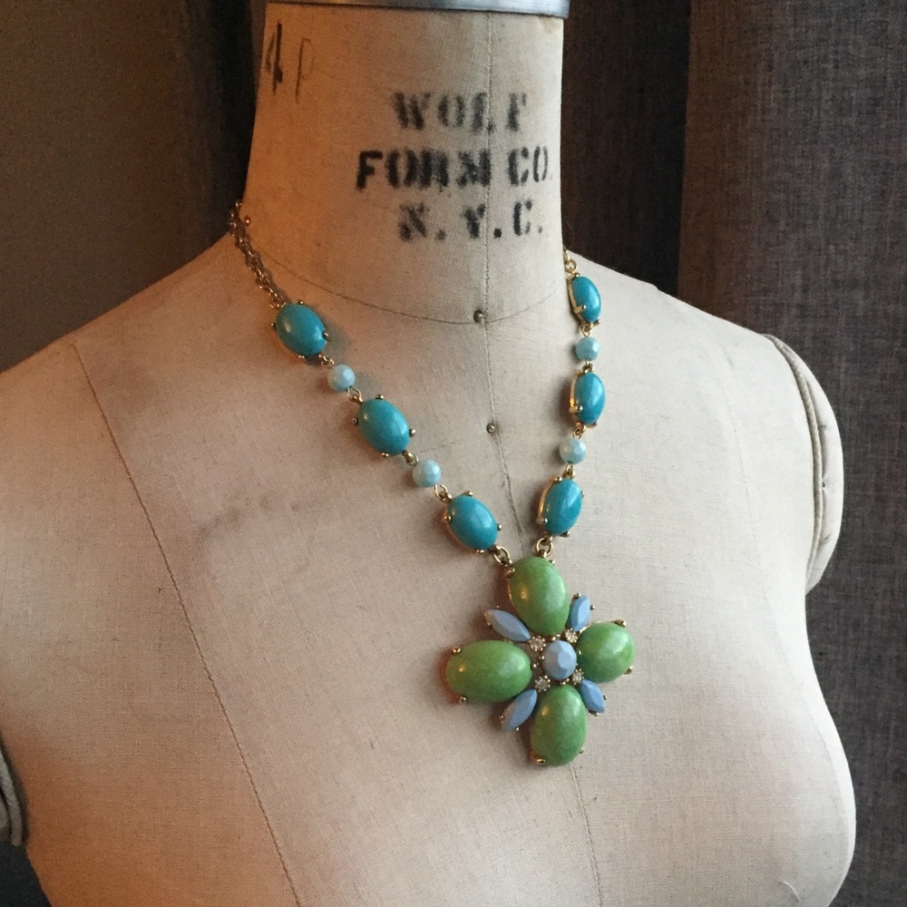 Banana Republic necklace